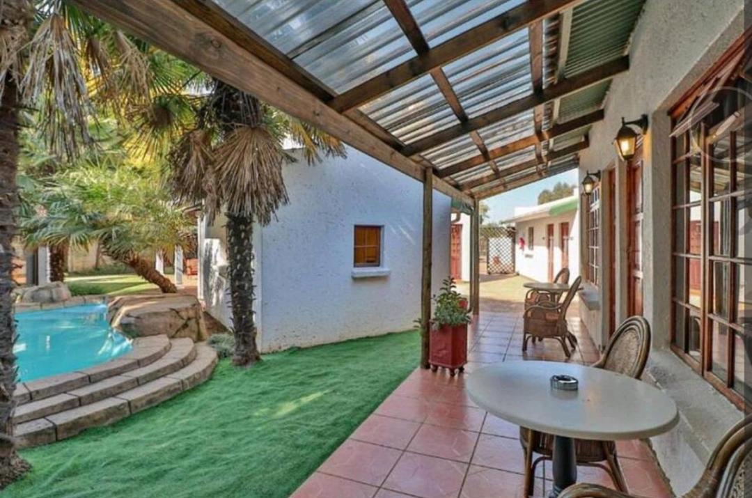 The Link Guest Lodge Kempton Park Rum bild
